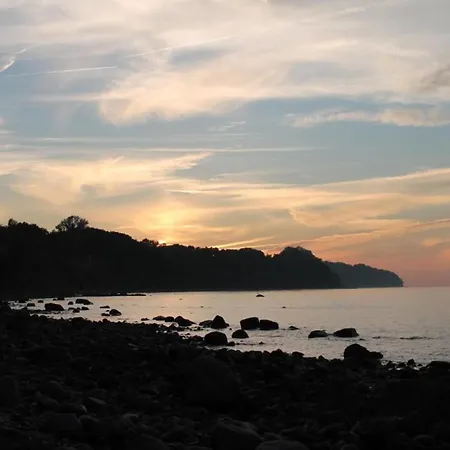 Appartamento Geraeumige Mit Terrasse In Kluetz *