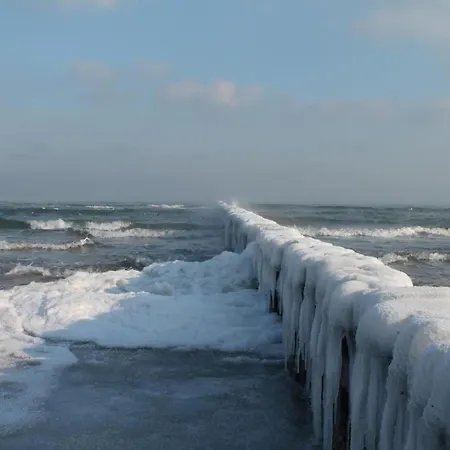 Geraeumige Mit Terrasse In Kluetz Appartamento Wohlenberg