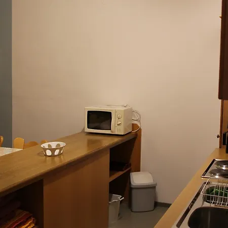 Geraeumige Mit Terrasse In Kluetz