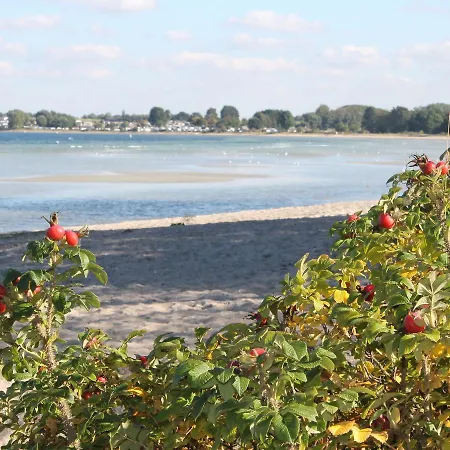 Geraeumige Mit Terrasse In Kluetz * Wohlenberg